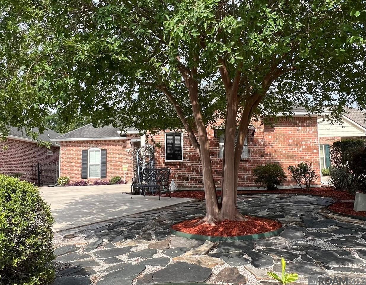 Property Photo: 17259 Rue Village LA 70769