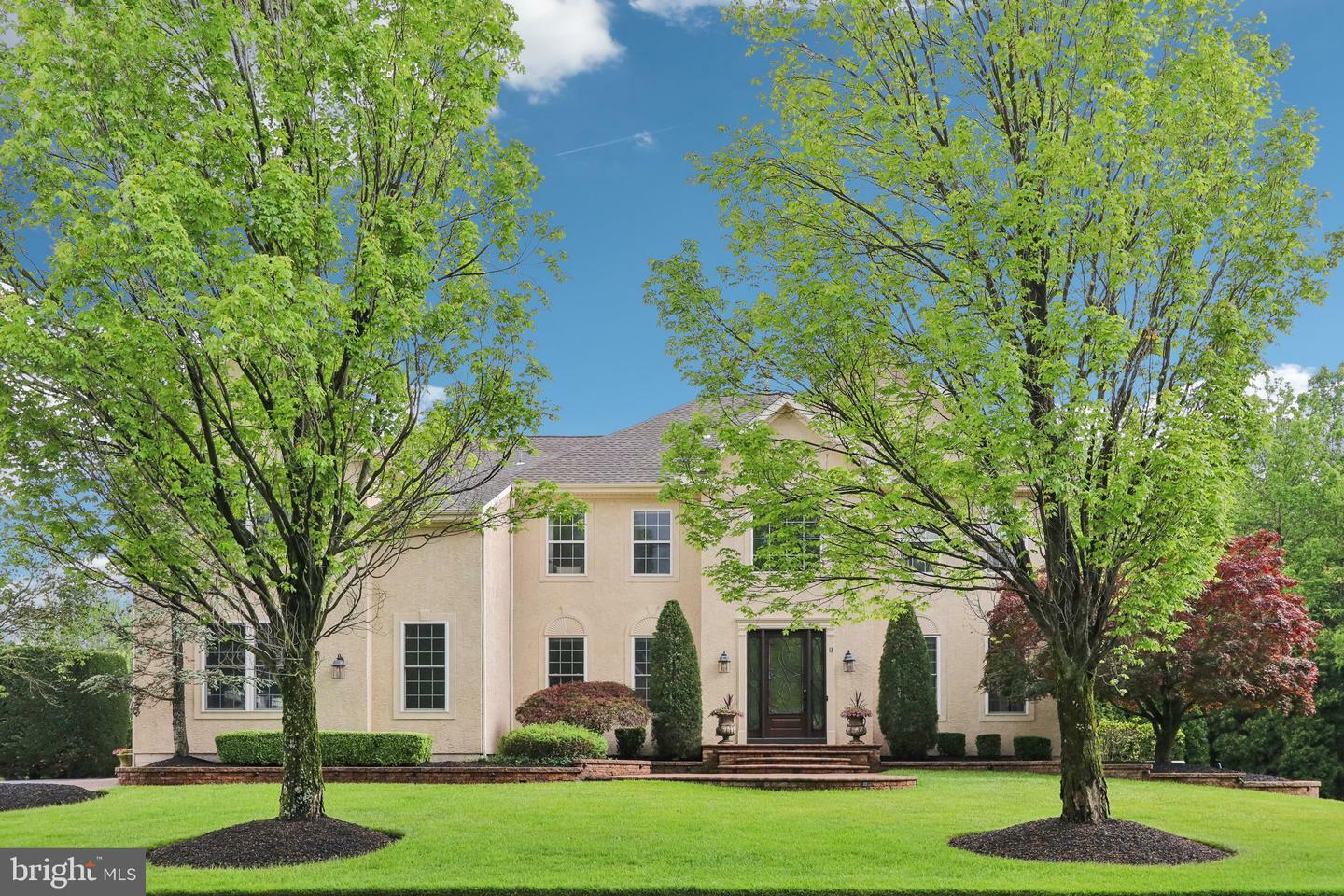 Property Photo: 13 Lenape Court NJ 08054