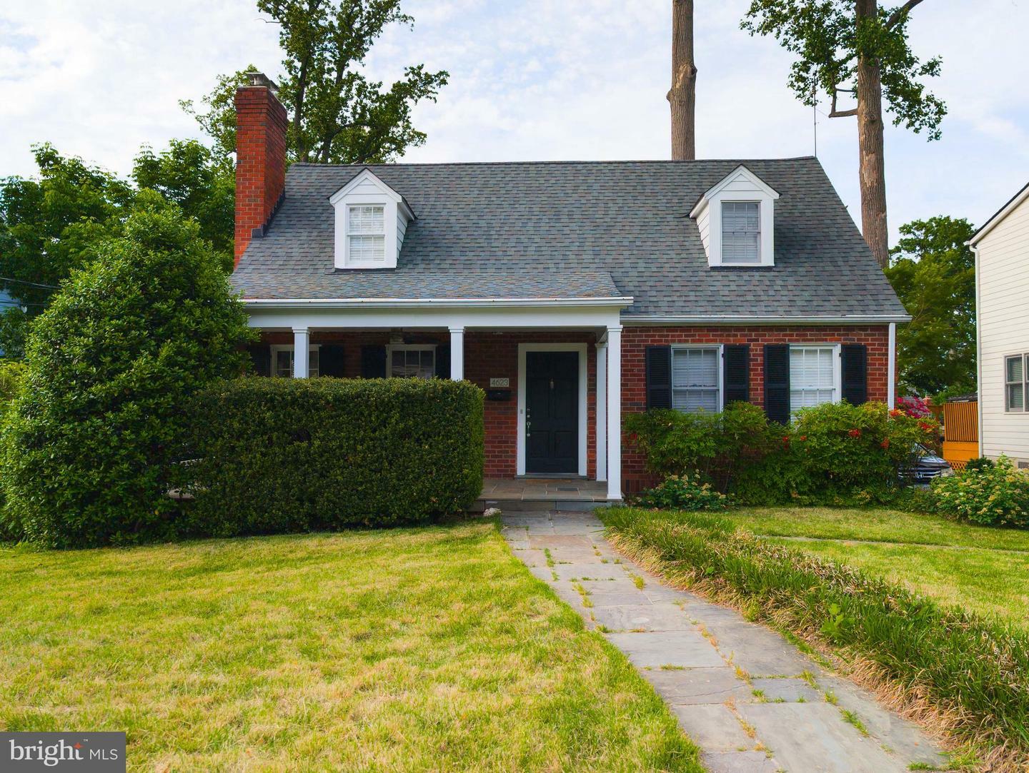 Property Photo: 4623 S Chelsea Lane MD 20814