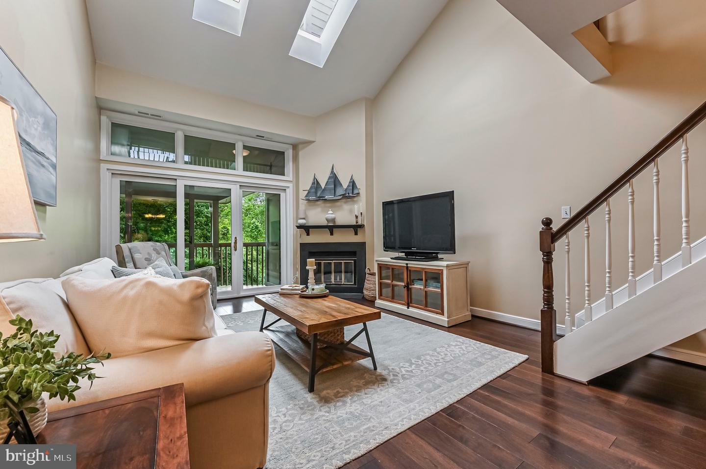 Property Photo:  2012 Quay Village Court 202  MD 21403 
