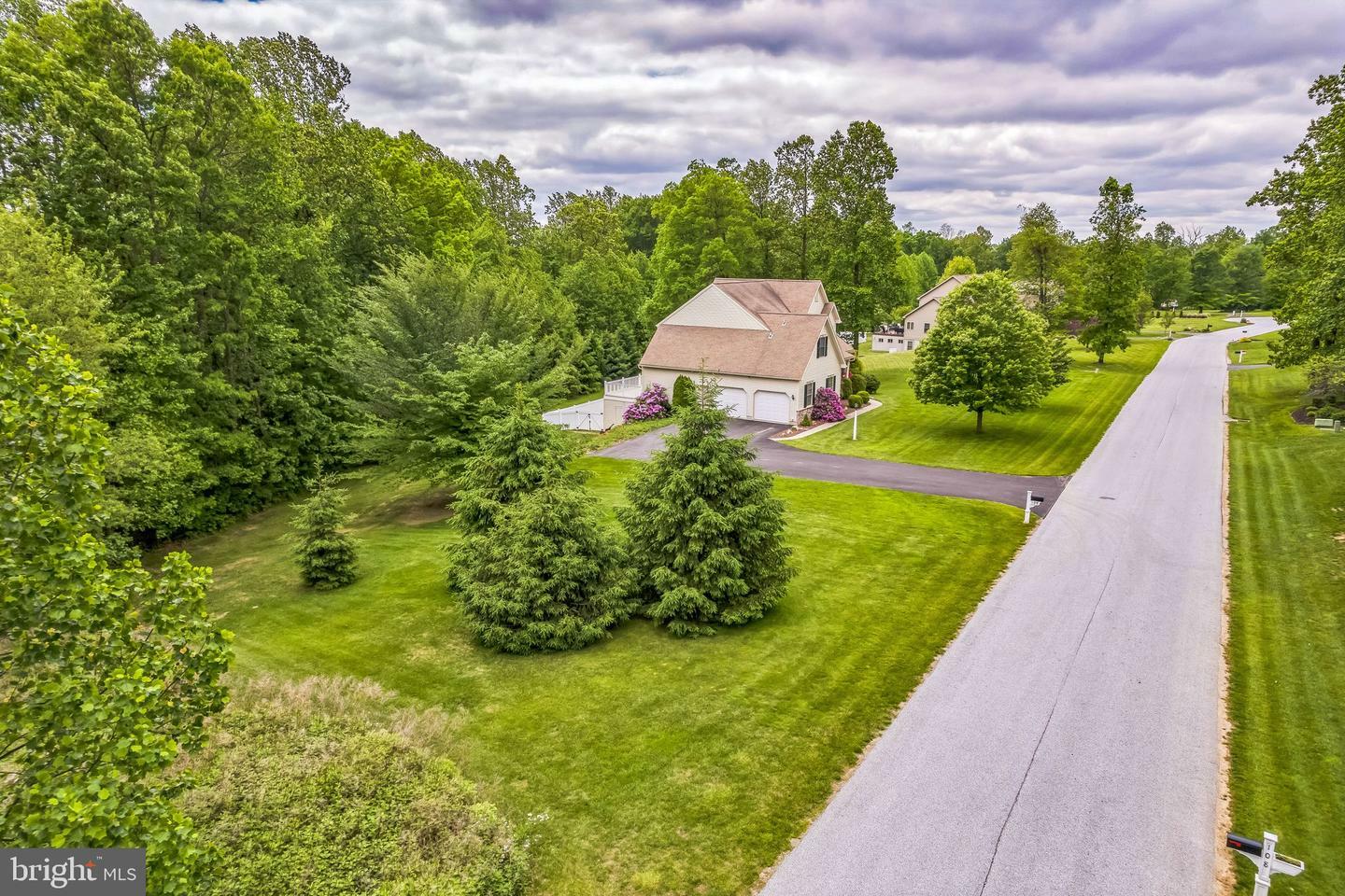 Property Photo: 109 Lindsays Way PA 19344