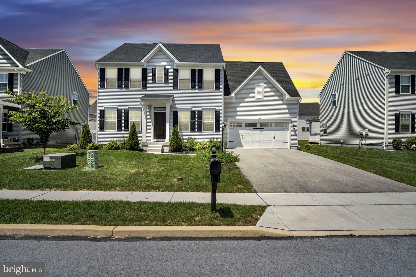Property Photo: 130 Grayhawk Way S PA 17050
