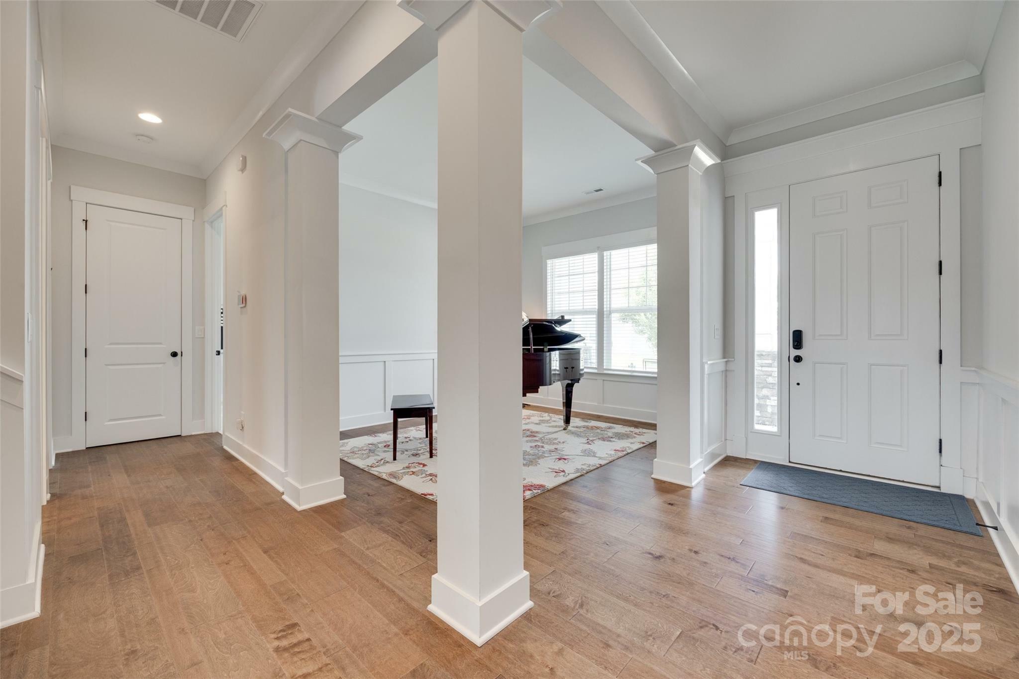 Property Photo: 4689 Kingswood Drive SC 29707
