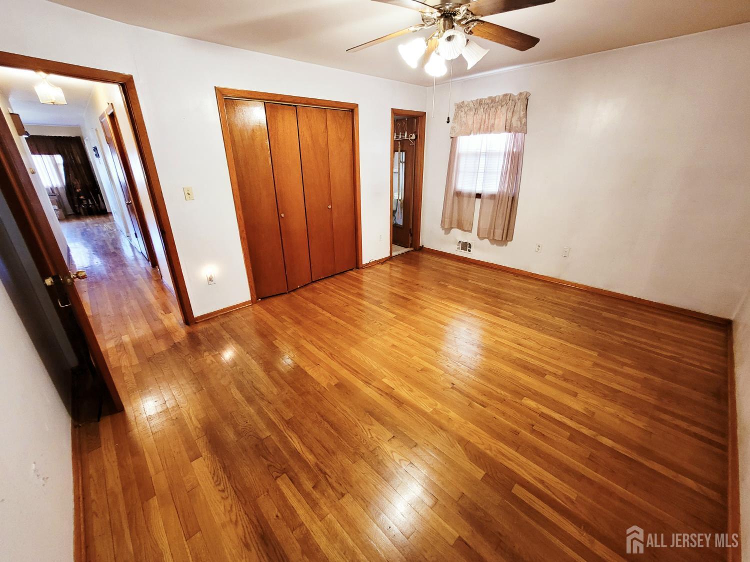 Property Photo:  694 Vincent Place  NJ 08861 
