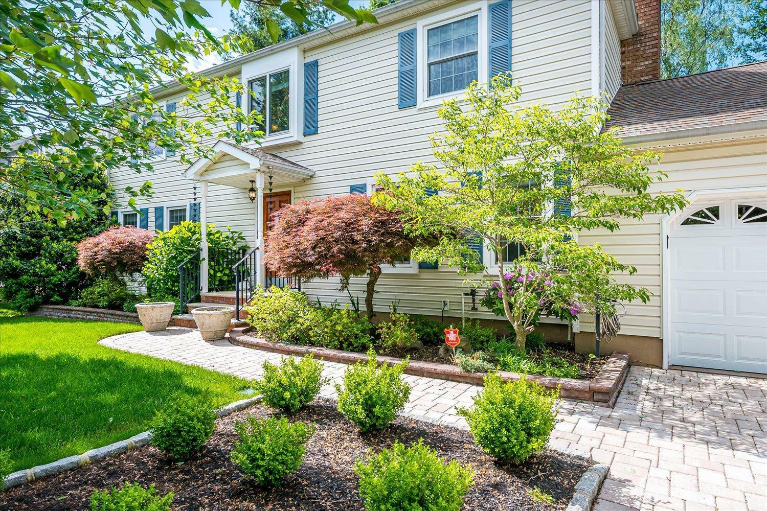 Property Photo: 147 Smith Street NJ 07080