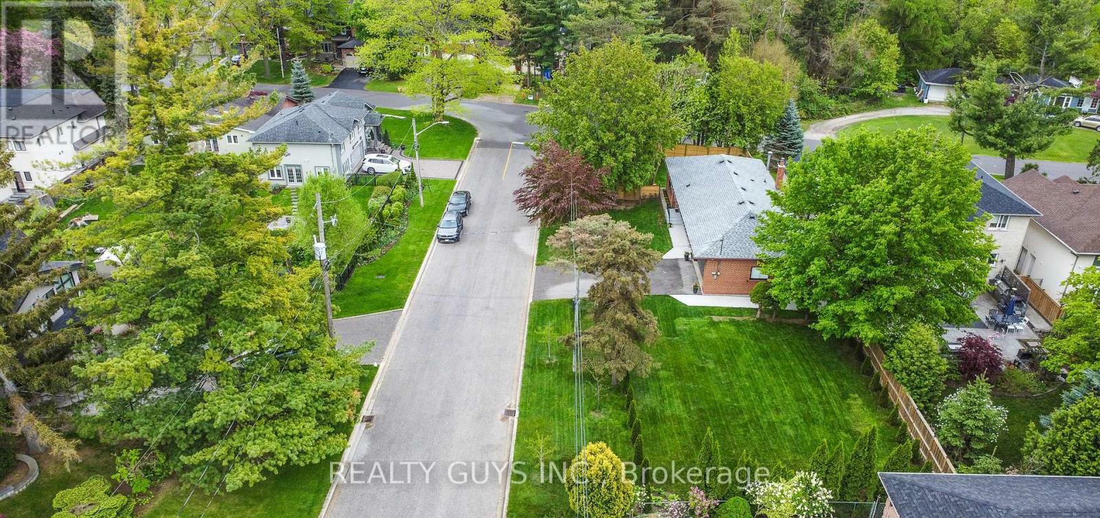 Property Photo: 12 Clyde Road ON M1C 1T9