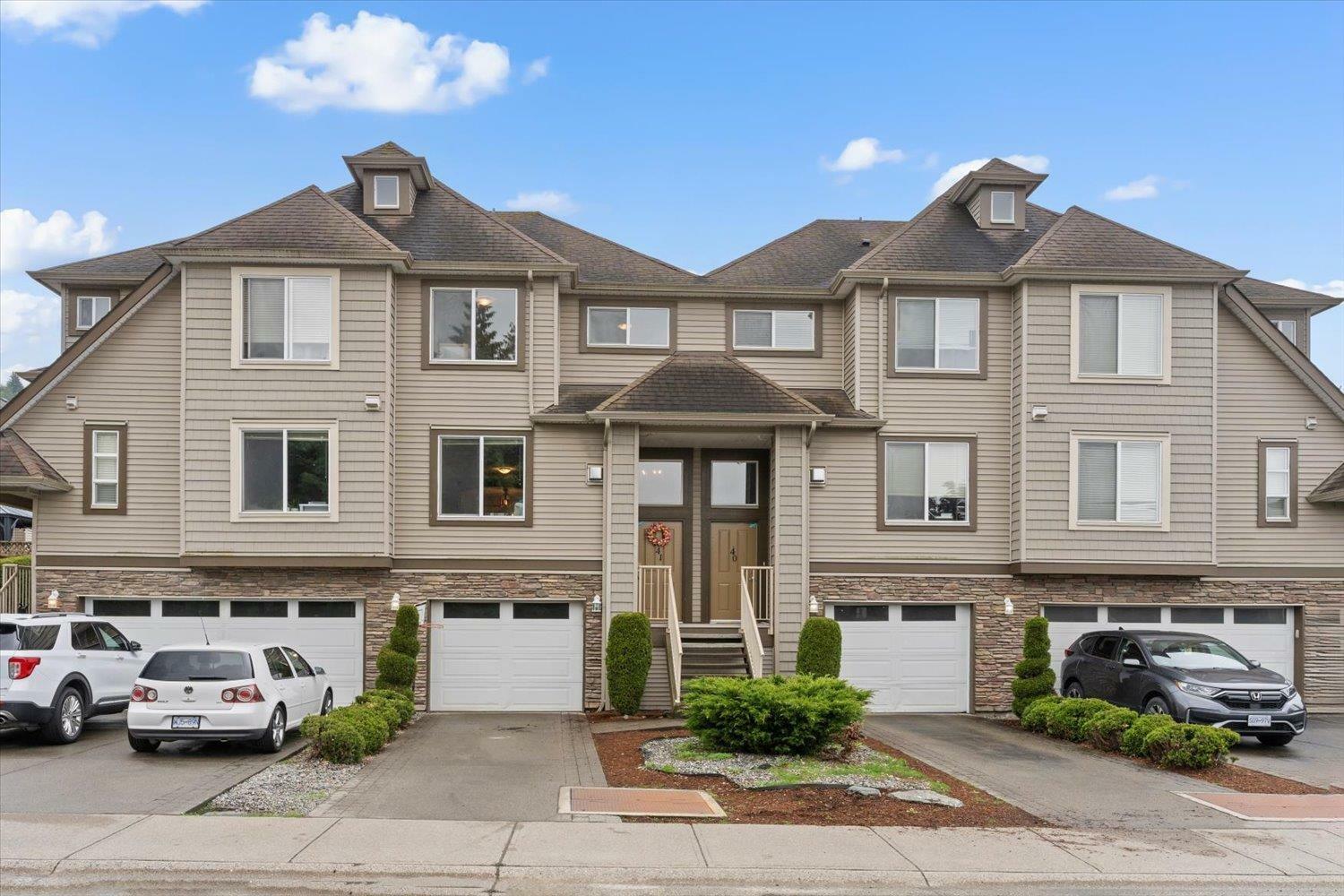 Property Photo: 46778 Hudson Road 41 BC V2R 0K4