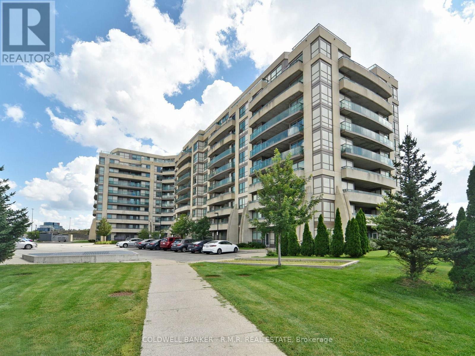 Photo de la propriété: 75 Norman Bethune Avenue 211 ON L4B 0B6