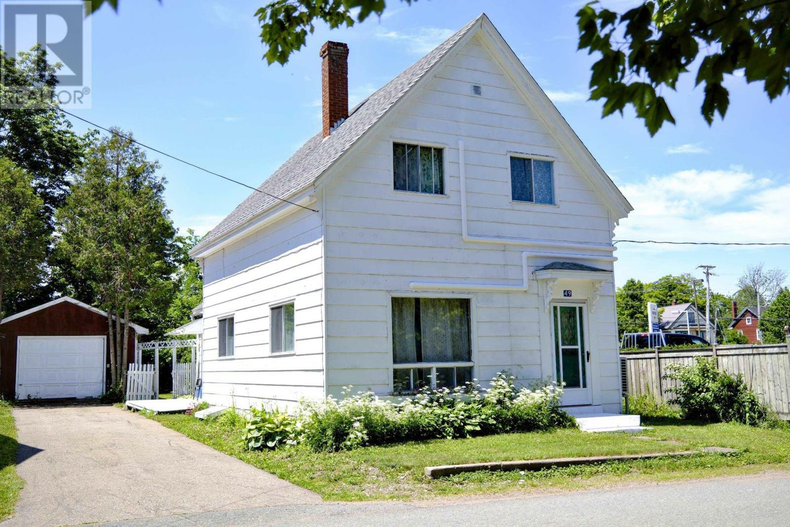 49 Chapel Street  Parrsboro NS B0M 1S0 photo