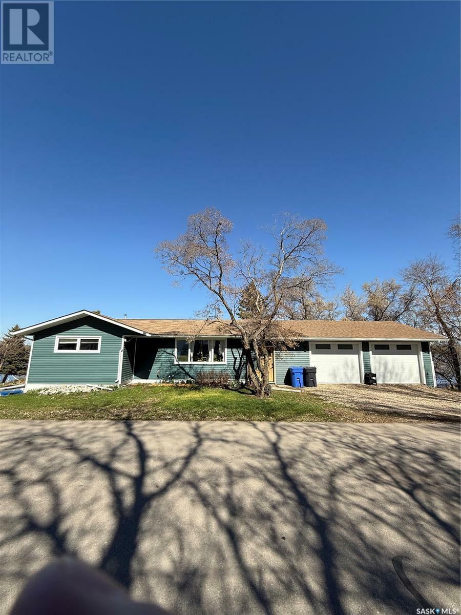 Property Photo: 148 Crescent Lake Road SK S0A 3R0