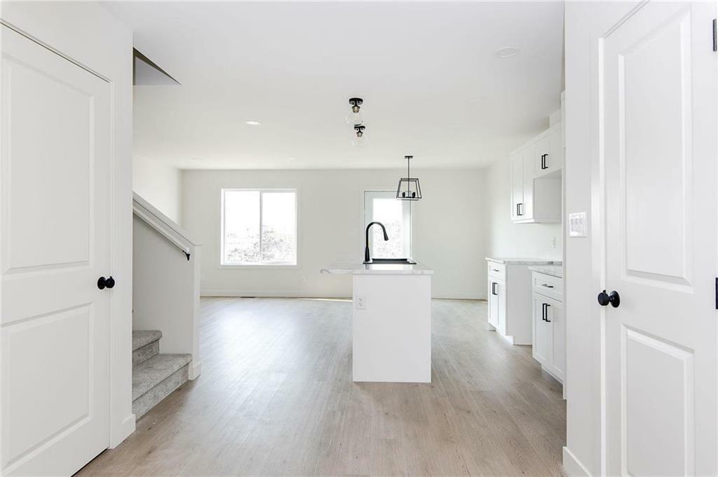 Photo de la propriété: 57 Kootenay Way MB R5G 2Y1
