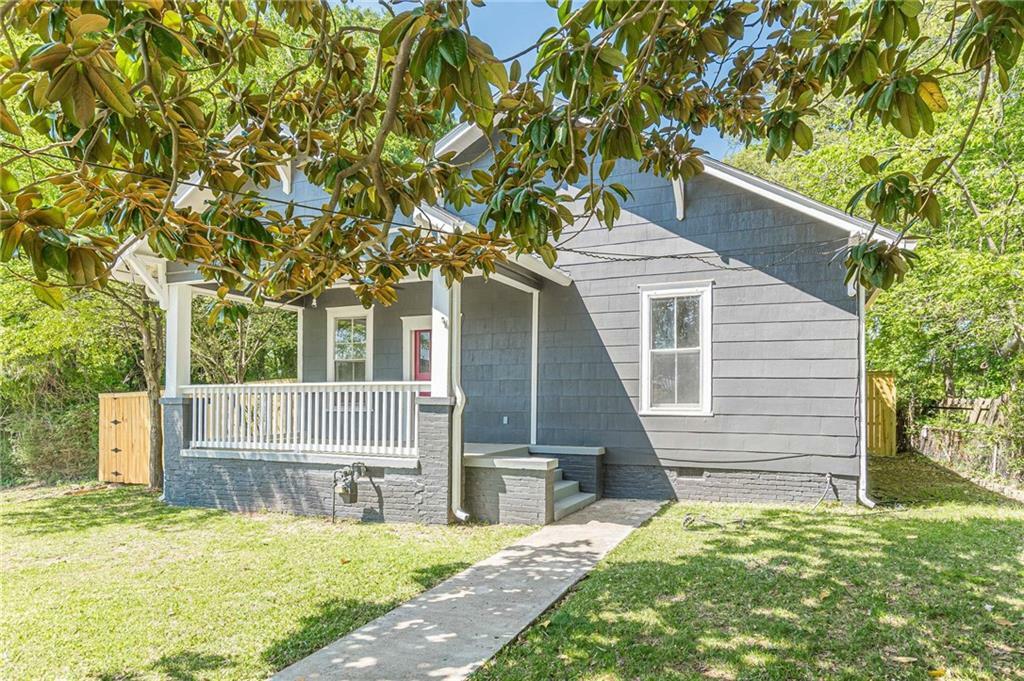 Property Photo: 1967 West John Calvin Avenue GA 30337