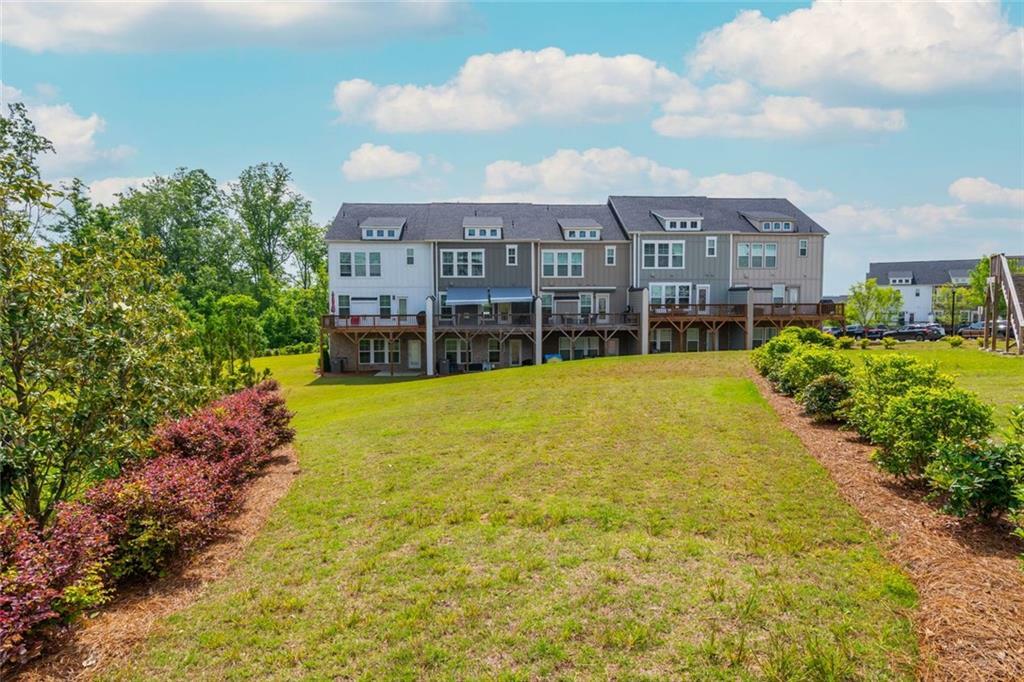 Property Photo:  996 Layton Drive  GA 30518 