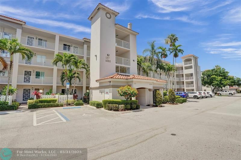 Property Photo: 6080 Huntwick Ter 404 FL 33484
