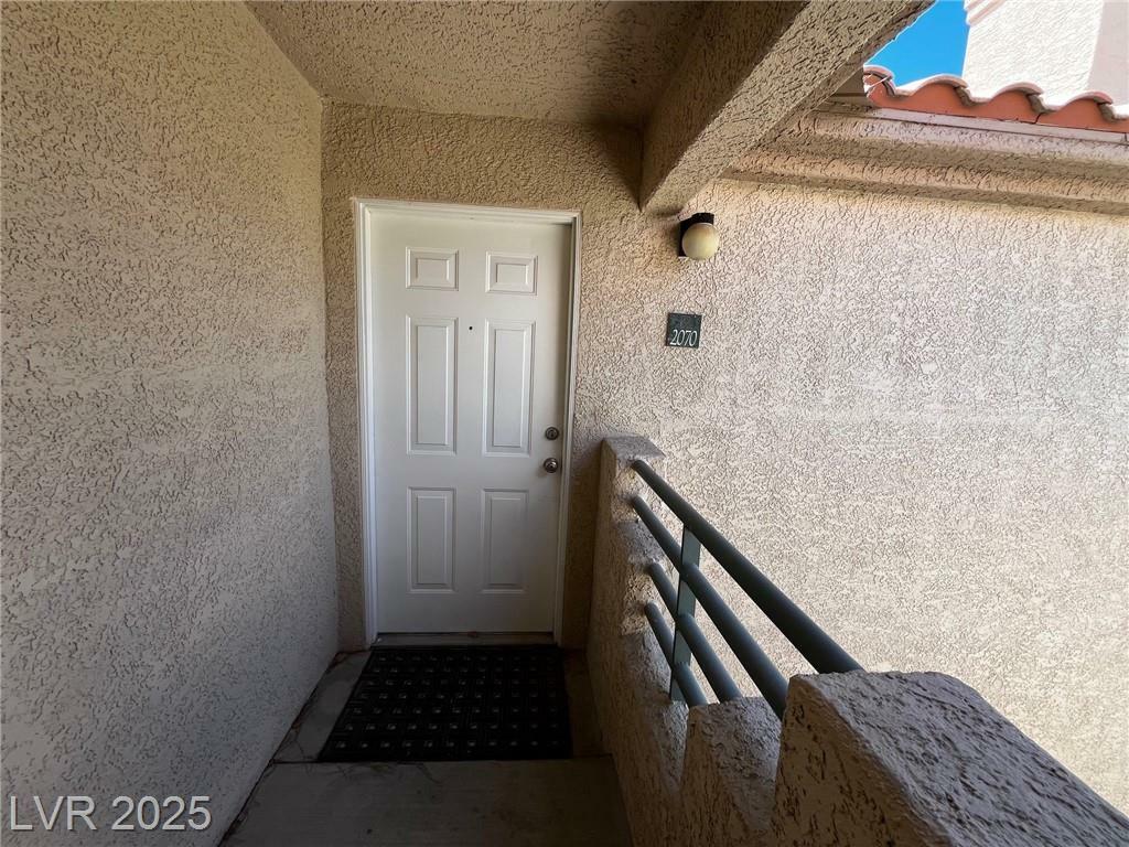 Property Photo: 5415 West Harmon Avenue 2070 NV 89103