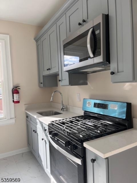 Property Photo: 710 Pennsylvania Ave 6 NJ 07201