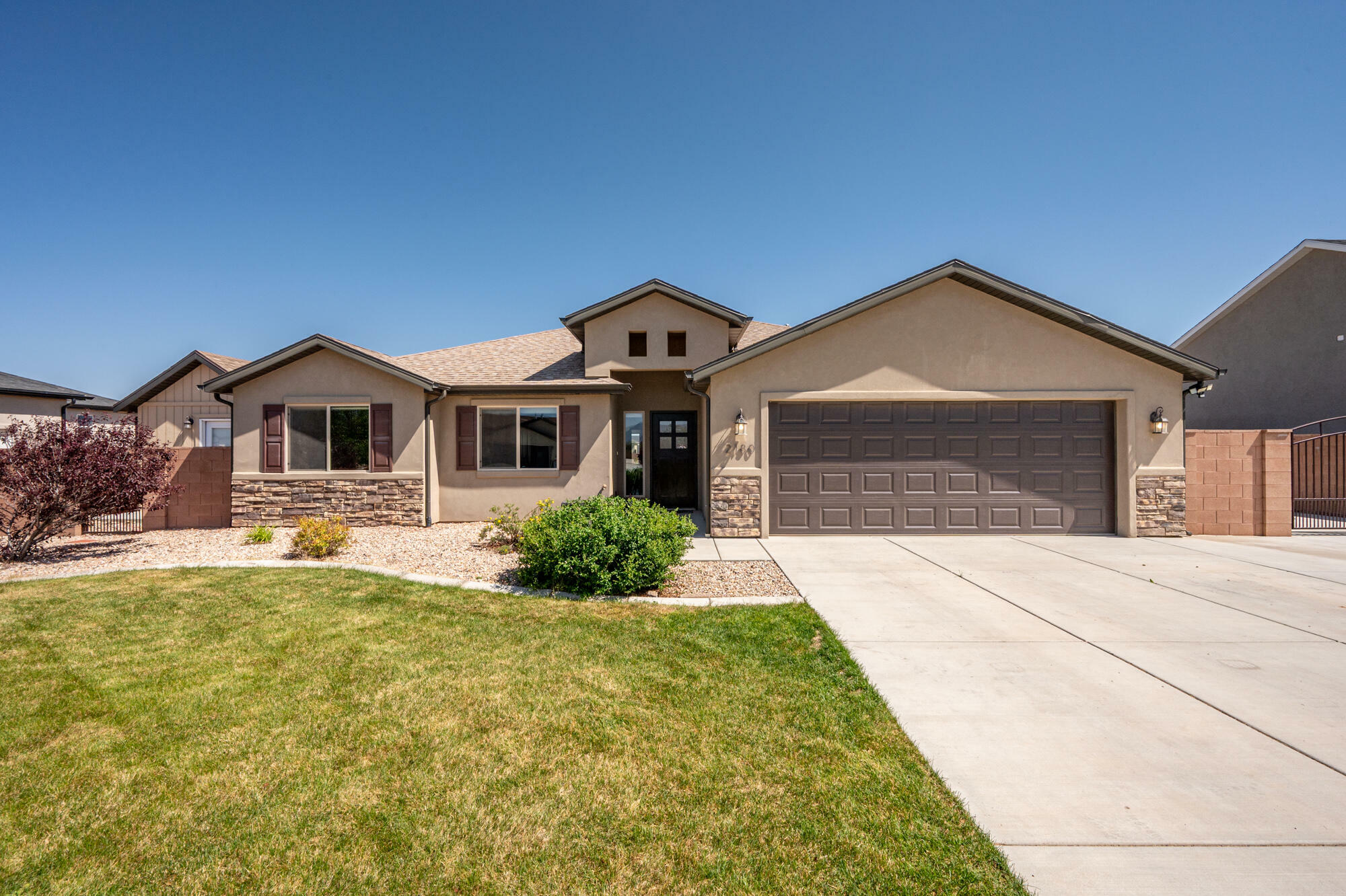 2180 W Gallant Fox Dr  Cedar City UT 84721 photo