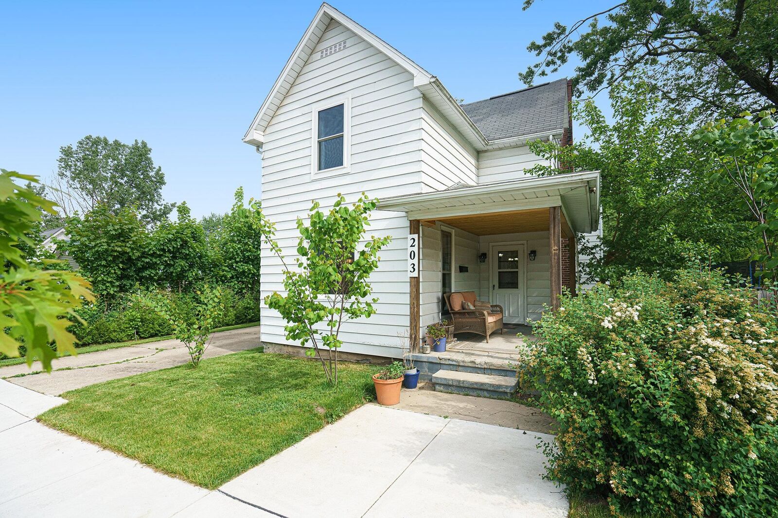 Property Photo: 203 W Wilden Avenue IN 46528