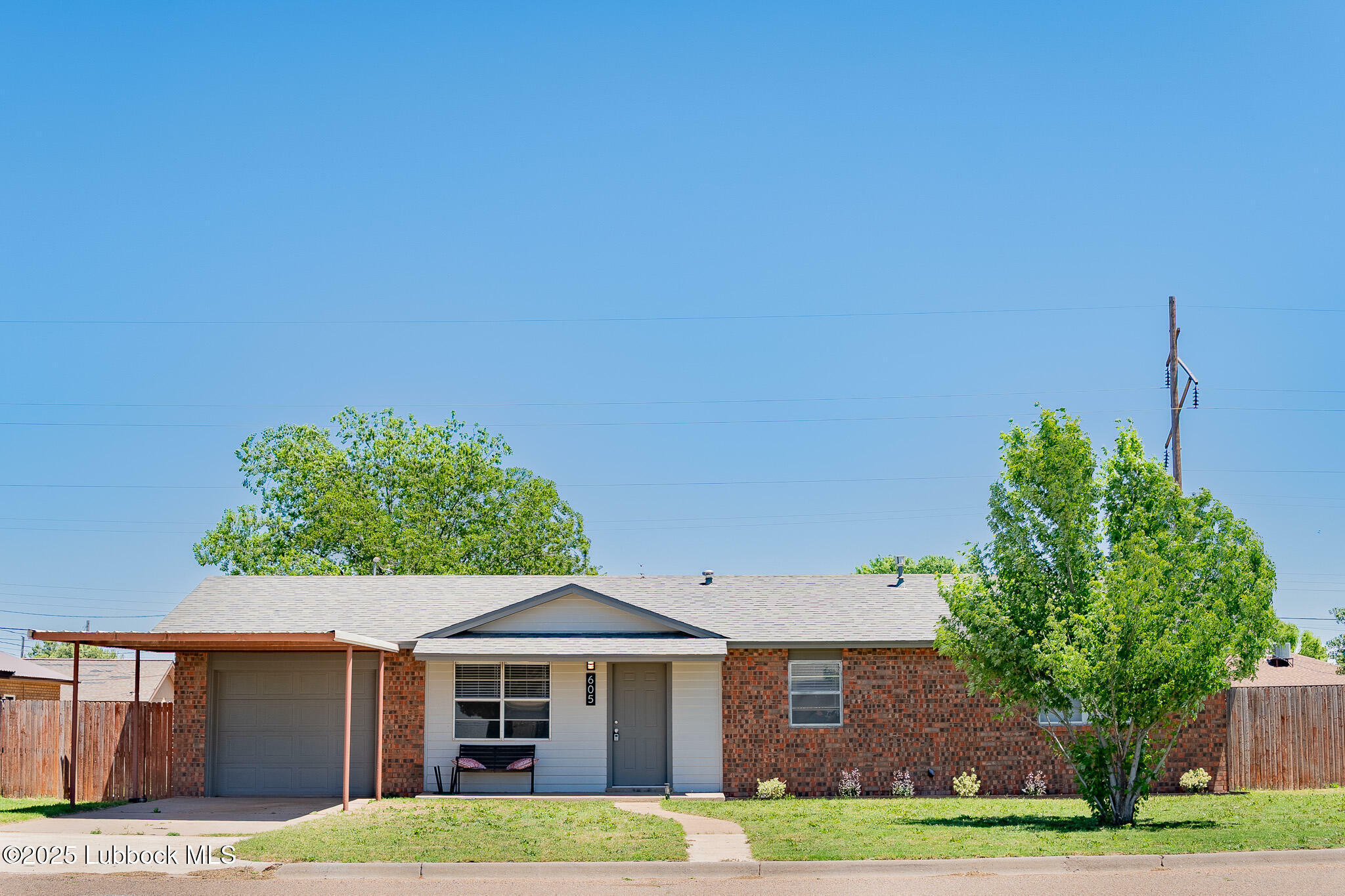 Property Photo: 605 8th Street TX 79325