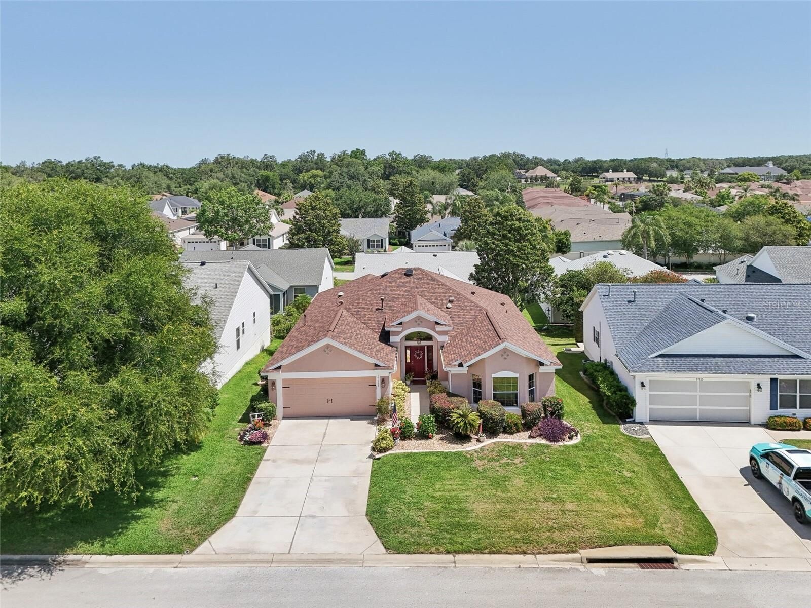 Property Photo: 17108 SE 76th Creekside Circle FL 32162