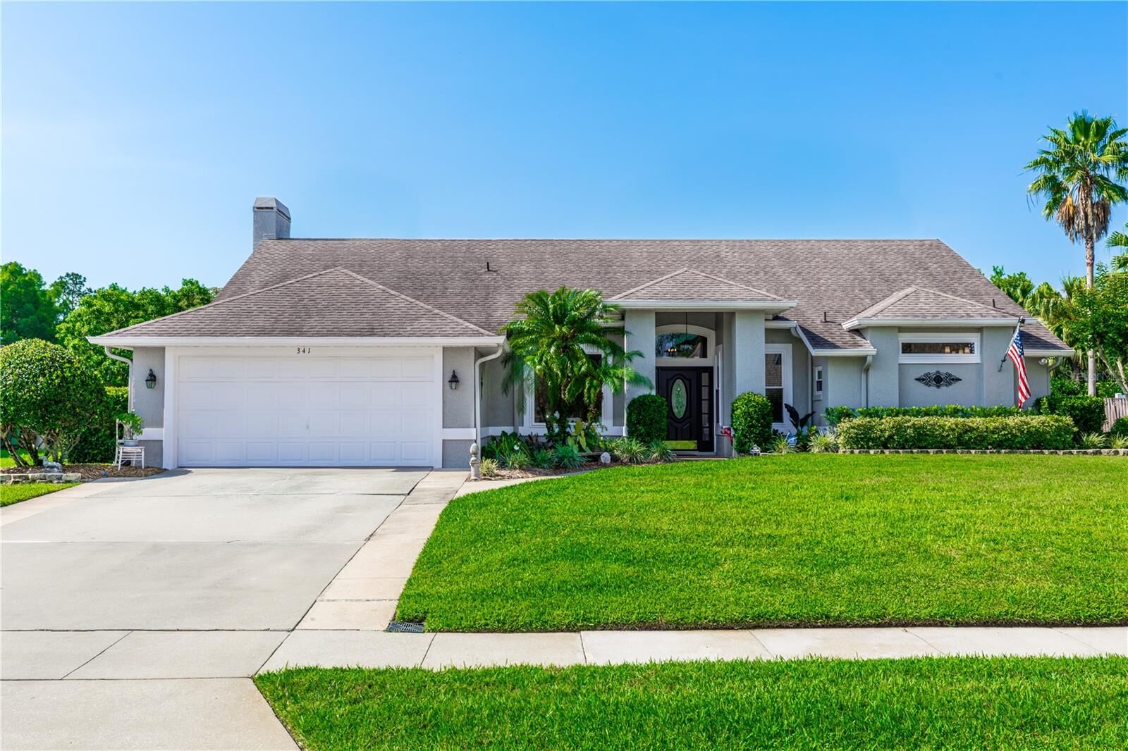 Property Photo: 341 Sprucewood Road FL 32746