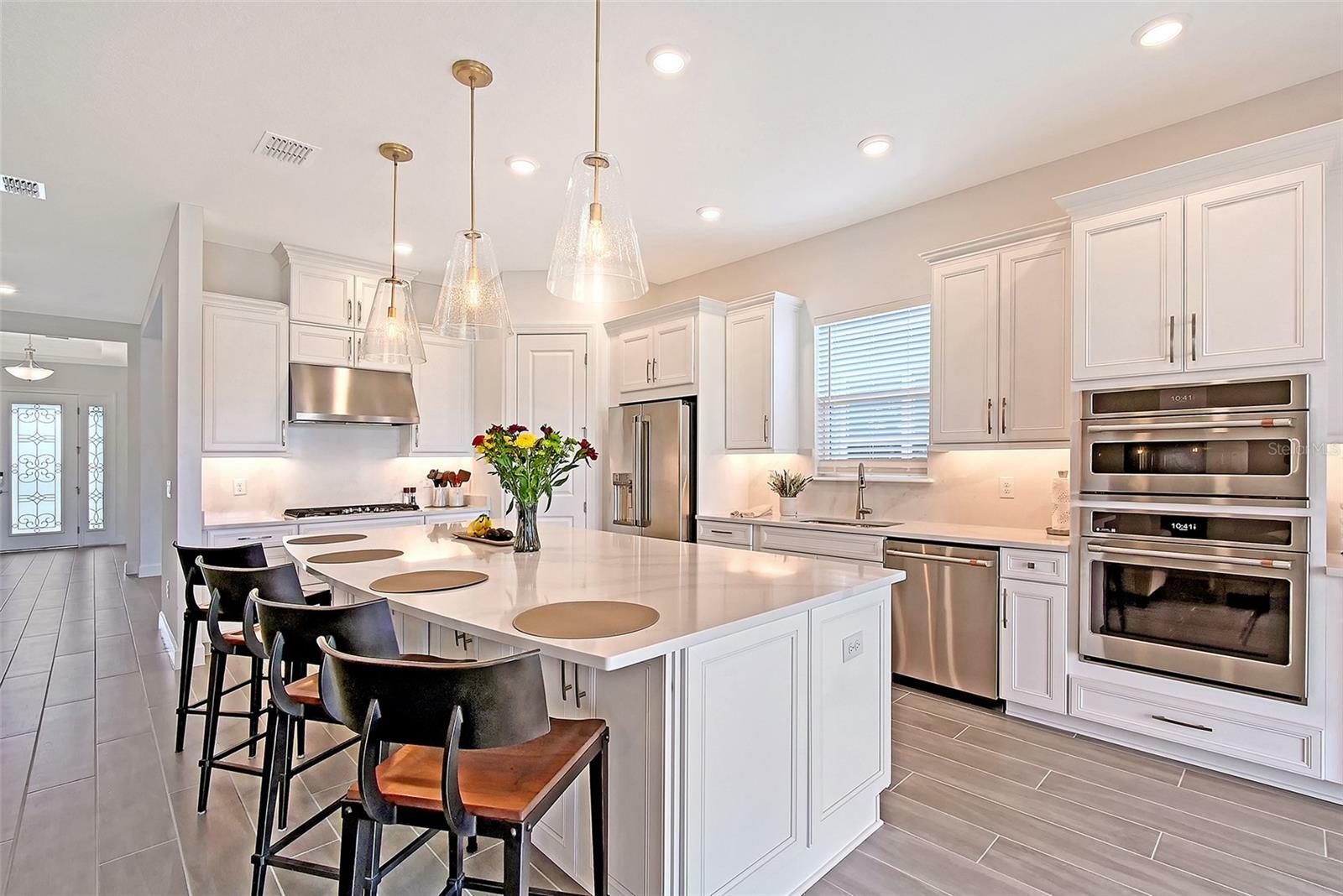 Property Photo: 11427 Viani Terrace FL 34221