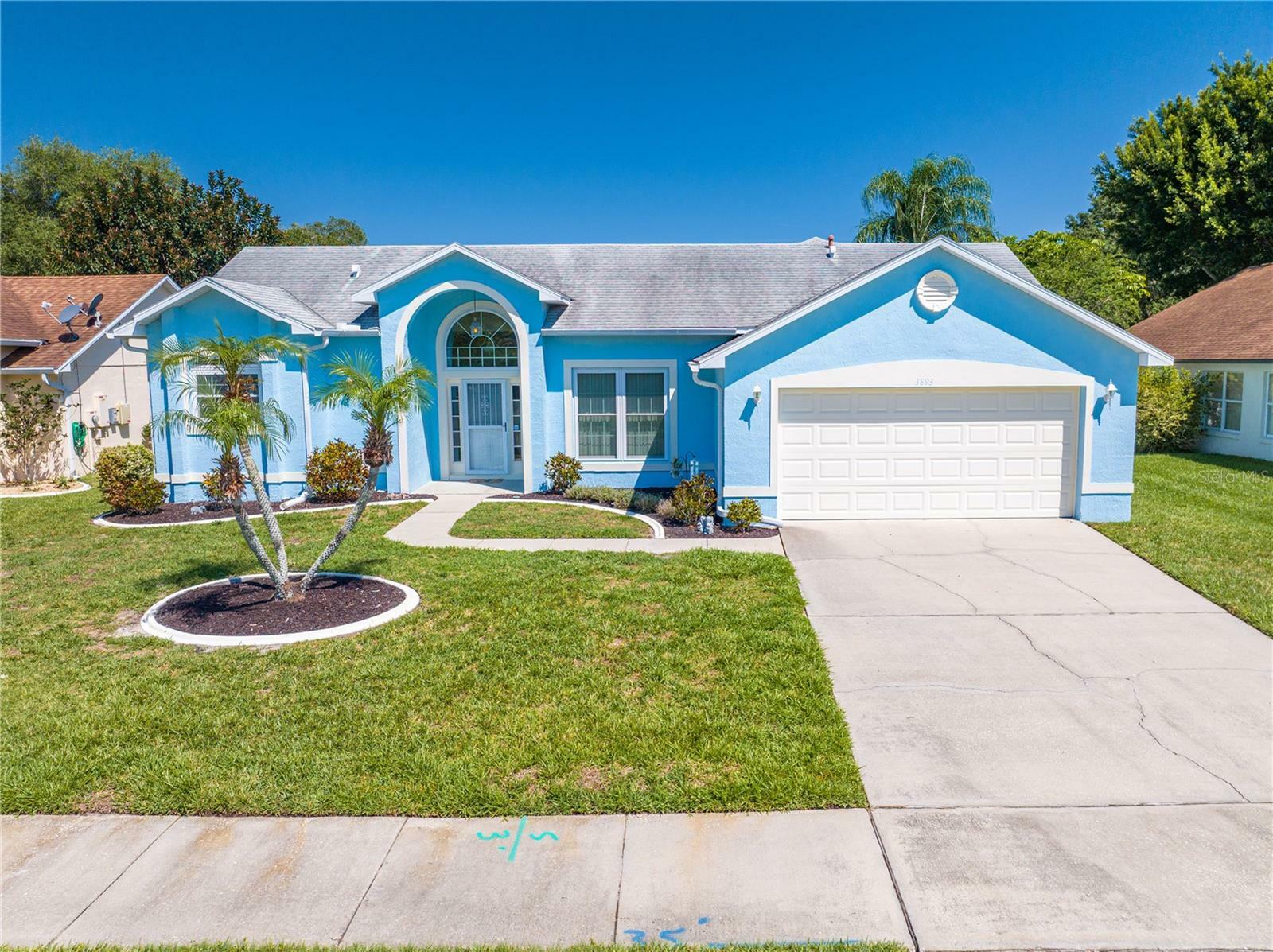 Property Photo: 3893 Blackberry Cir FL 34769