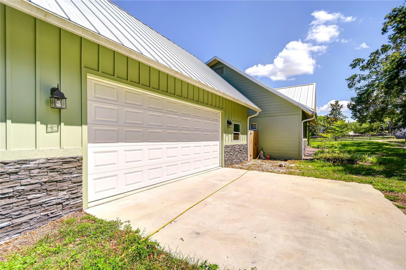 Property Photo: 16930 Sweetwater Road FL 33523