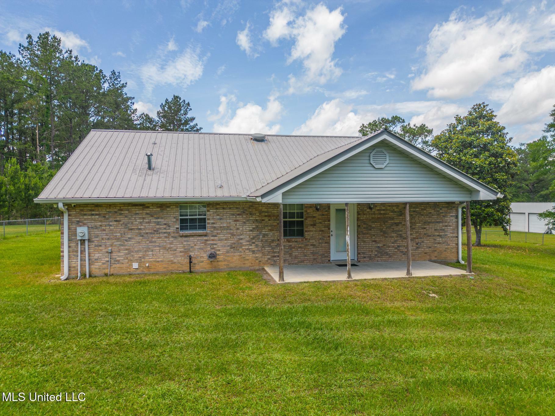 Property Photo:  28121 Dusty Lane  MS 39466 