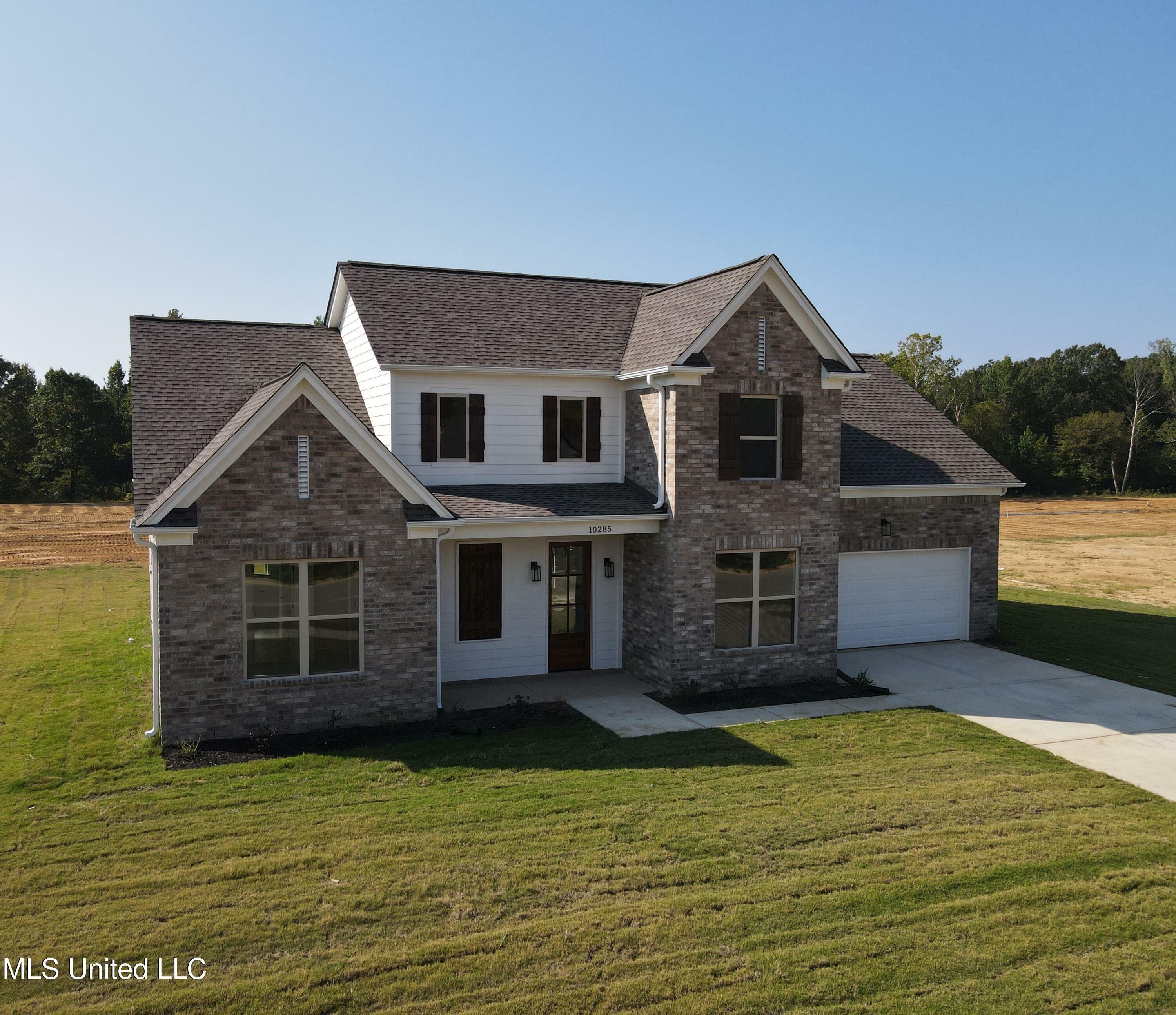 Property Photo: 390 Centerline Roper Loop MS 38611