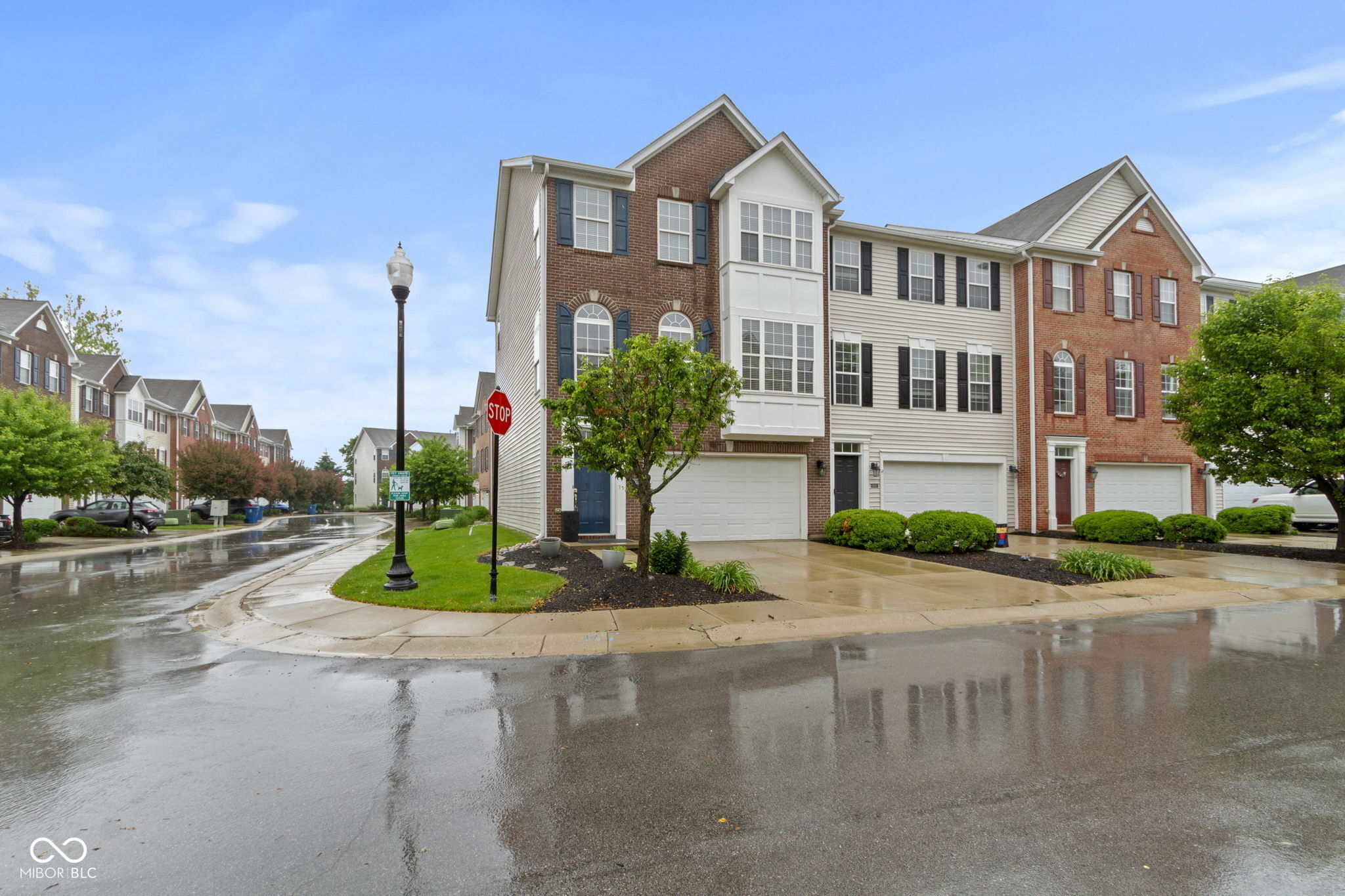 Property Photo: 6916 Havenmoor Place IN 46250