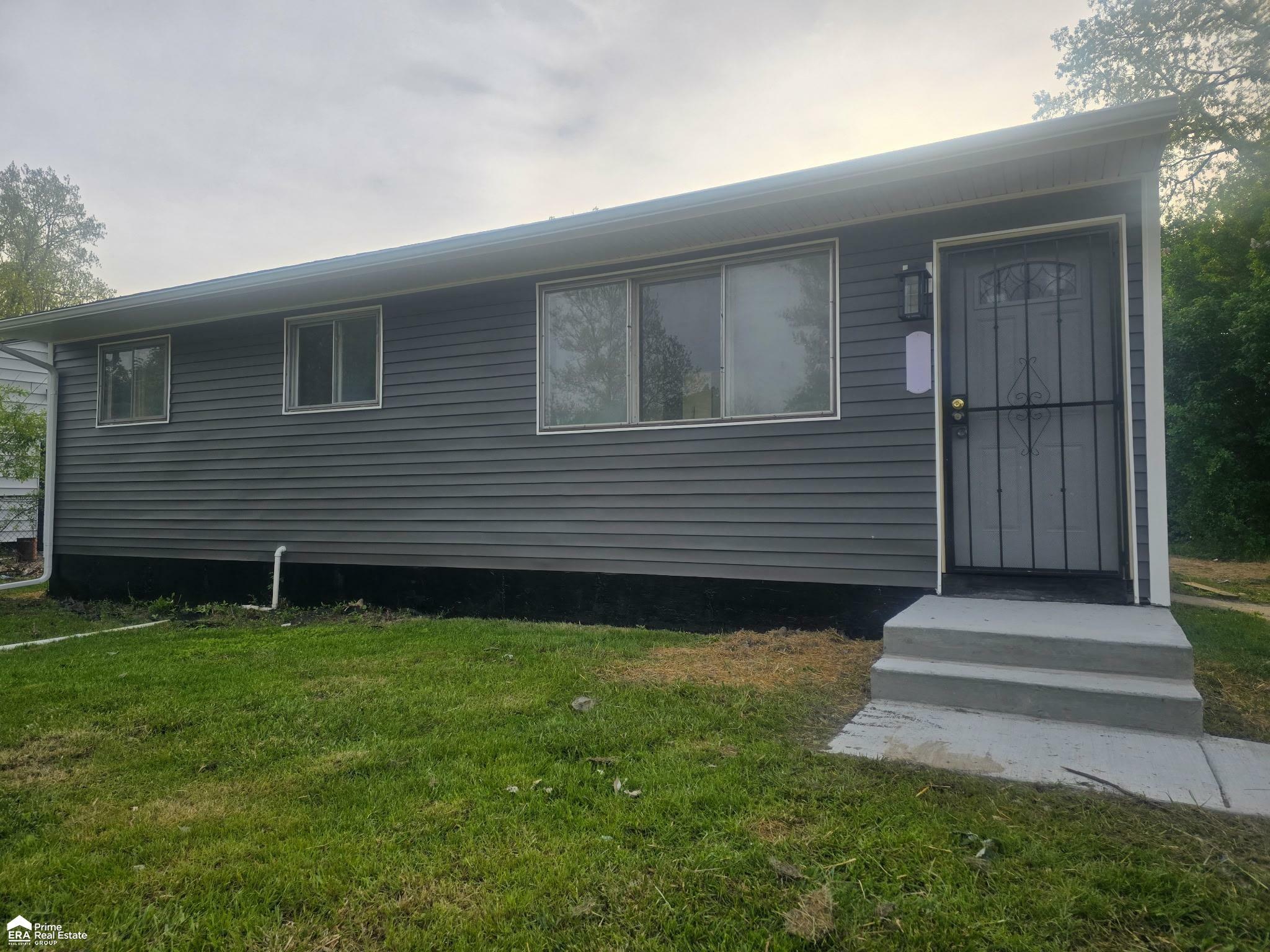 Property Photo: 5406 Bermuda Lane MI 48505