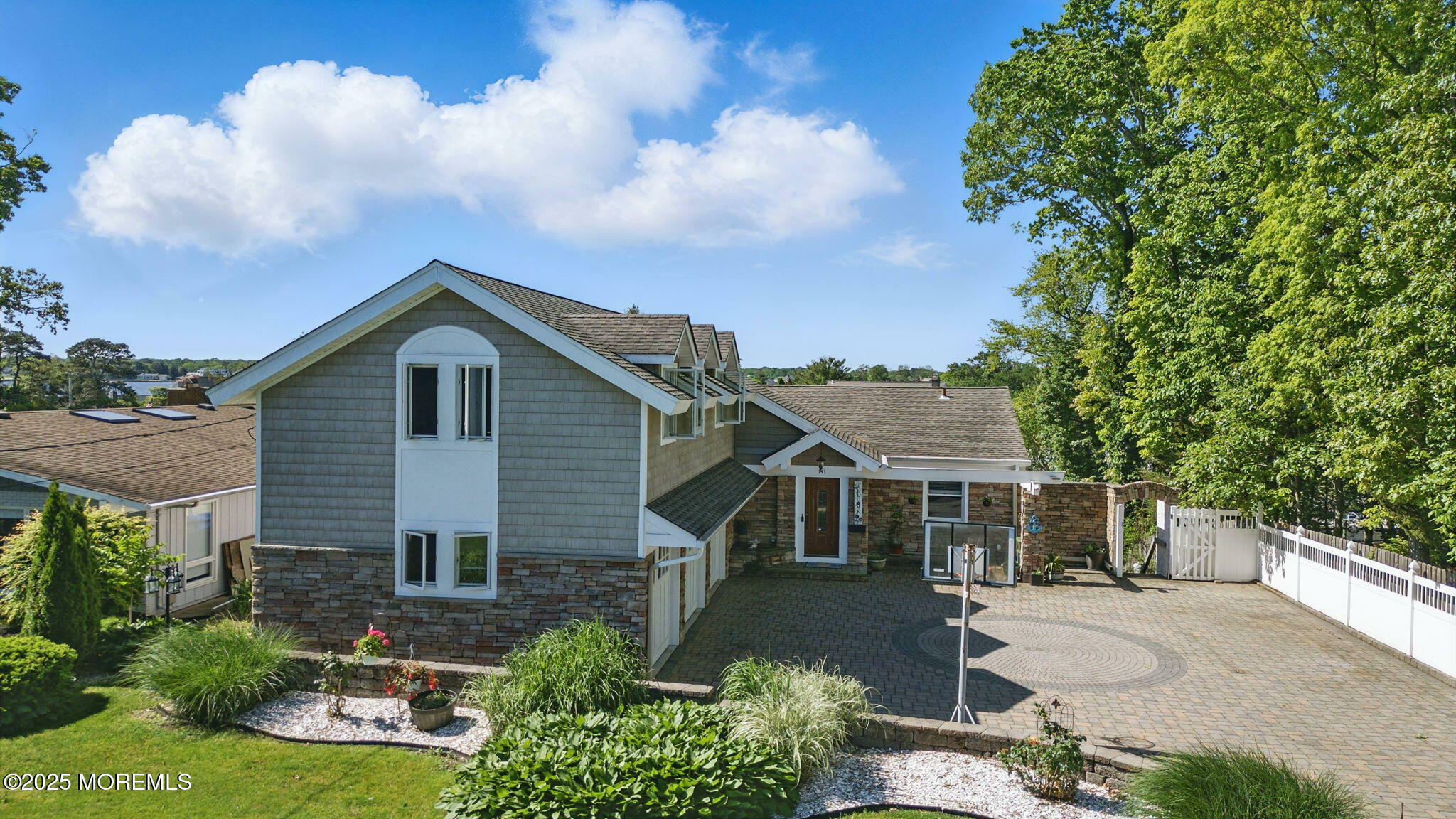 Property Photo:  141 Cranmoor Drive  NJ 08753 