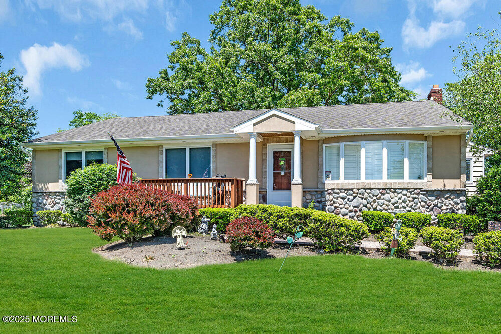 Property Photo:  1421 W Park Avenue  NJ 07712 