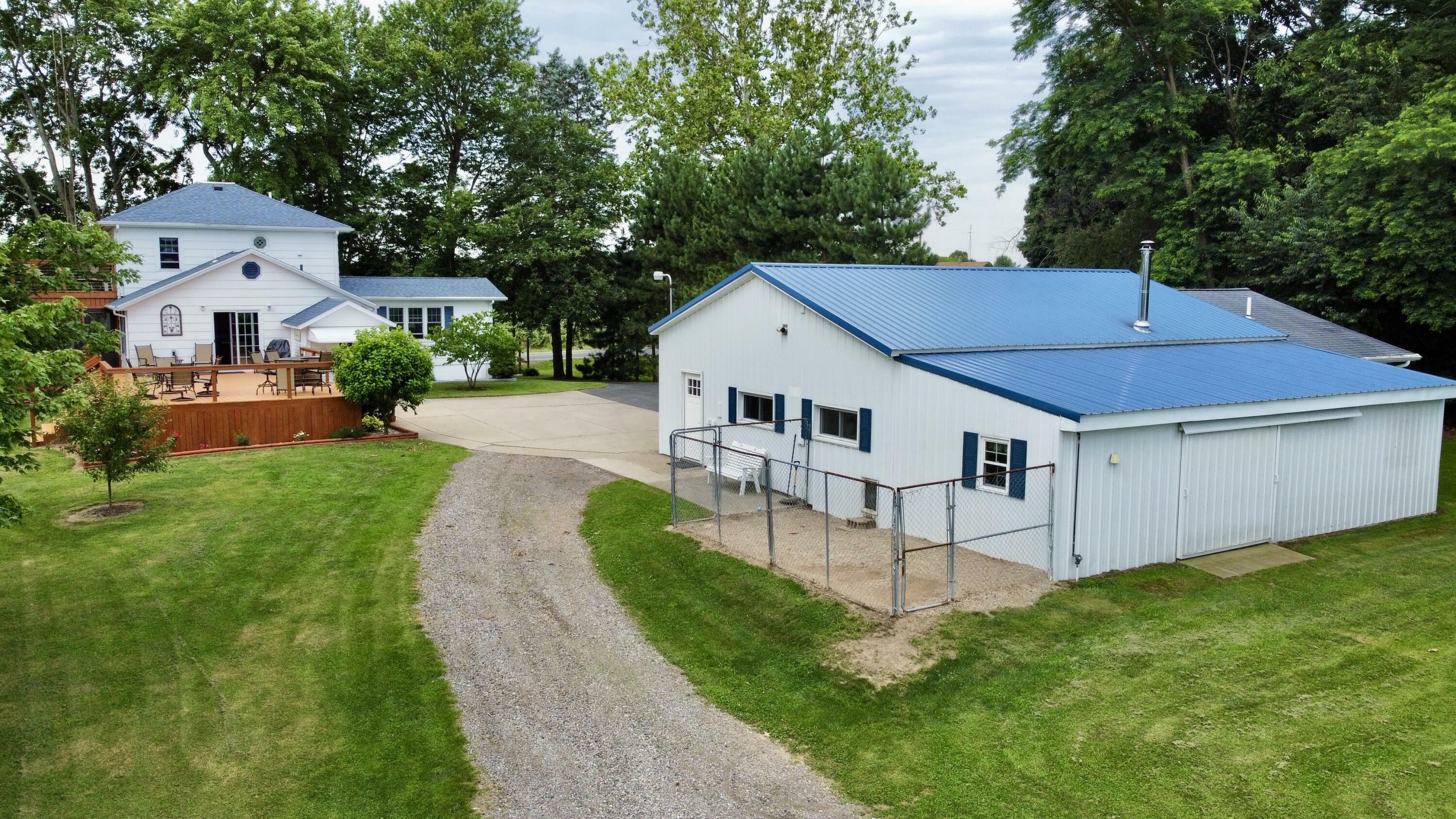 Property Photo: 8595 E Napier Avenue MI 49022