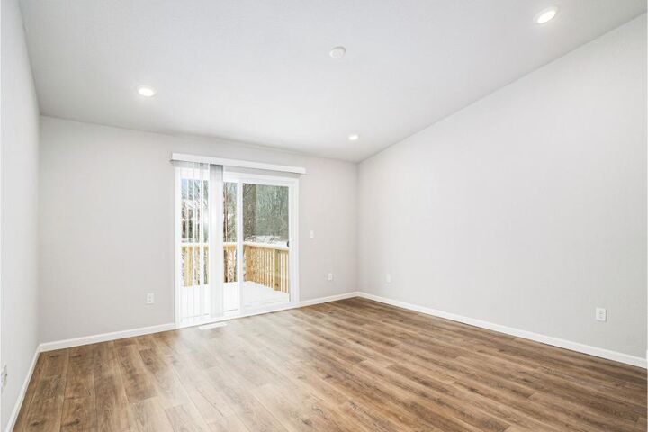 Property Photo: 637 Manorwood Circle MI 49022