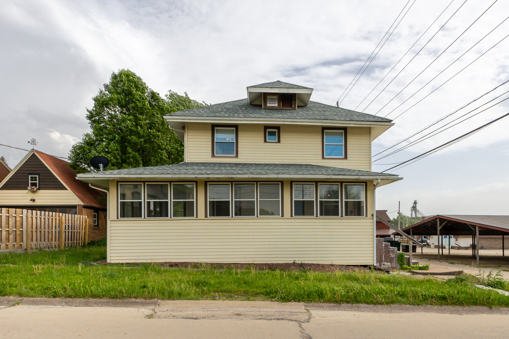 Property Photo: 115 Van Buren Street IL 61074