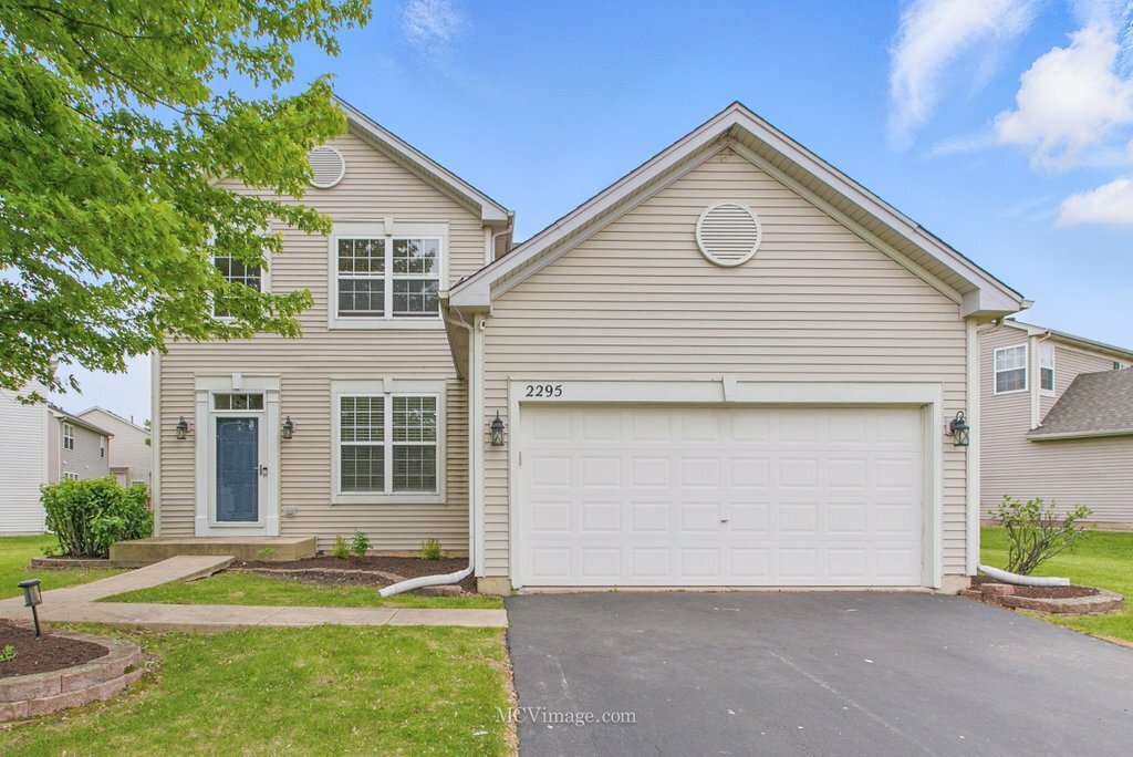 2295 Shiloh Drive  Aurora IL 60503 photo