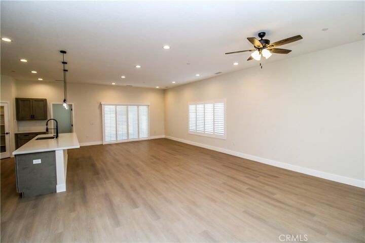 Property Photo: 14812 Crofton Lane CA 92342