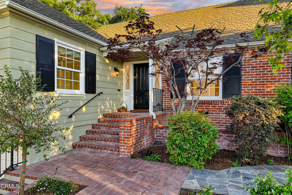 Property Photo: 1421 Oneonta CA 91030