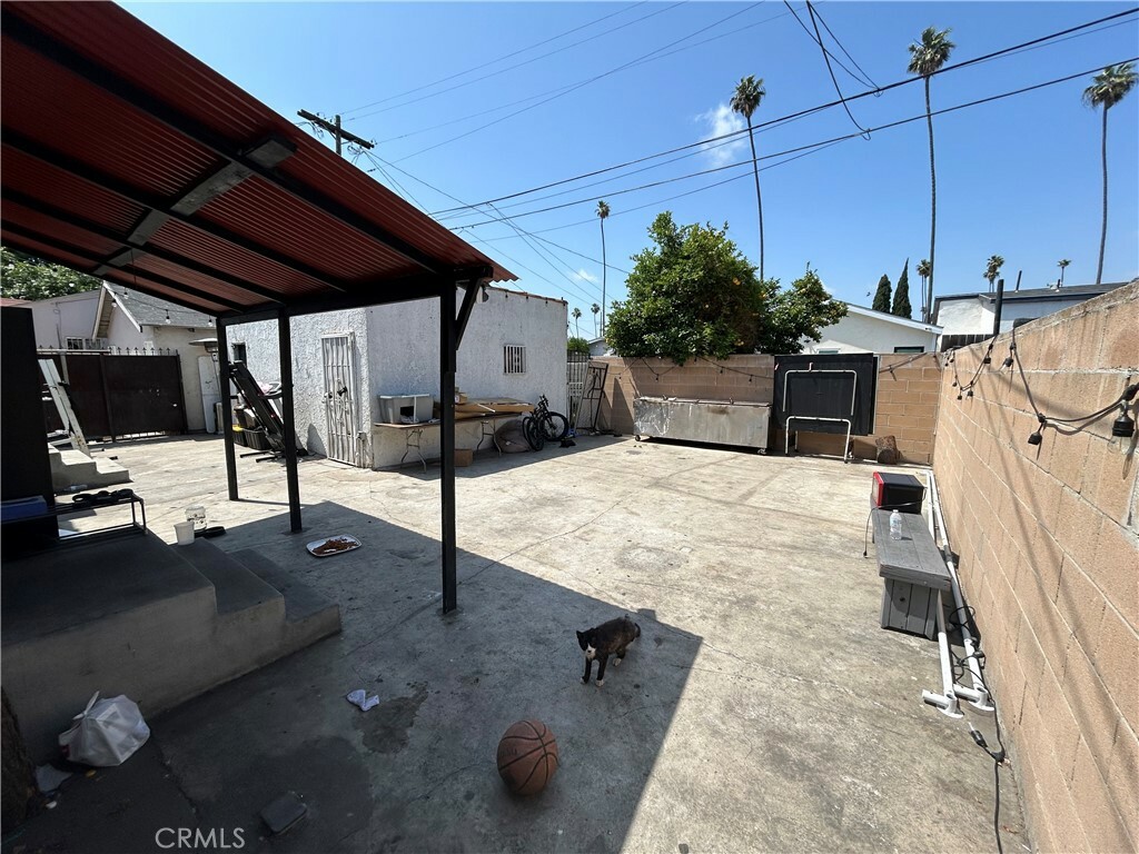 Property Photo: 441 W 69th Street CA 90003