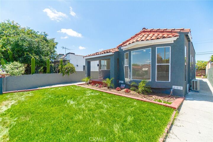 Property Photo:  6751 7th Avenue  CA 90043 