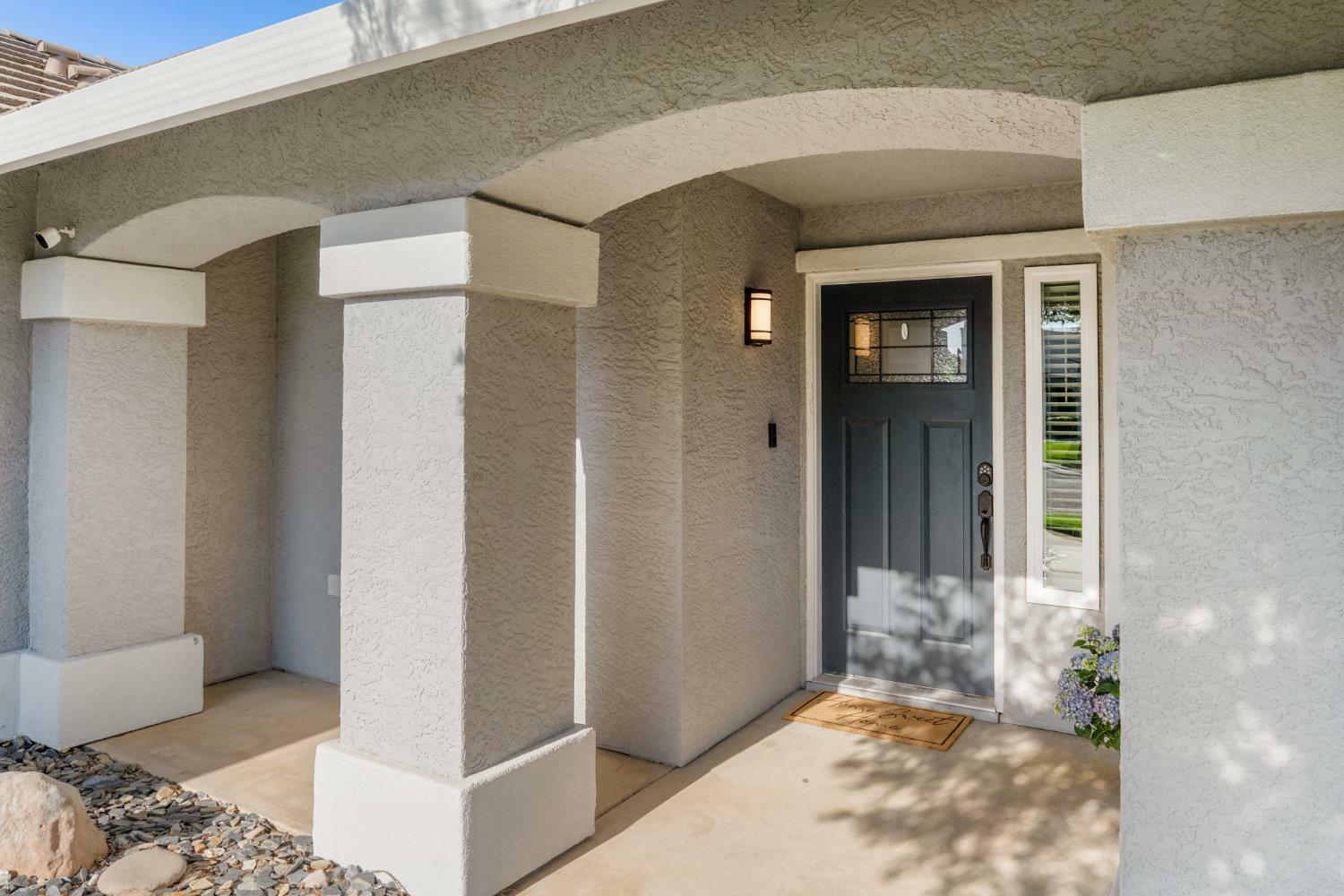Property Photo: 1325 Cobblestone Driv CA 95648