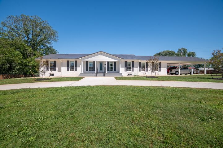 Property Photo:  1448 Baker Ln  TN 38464 