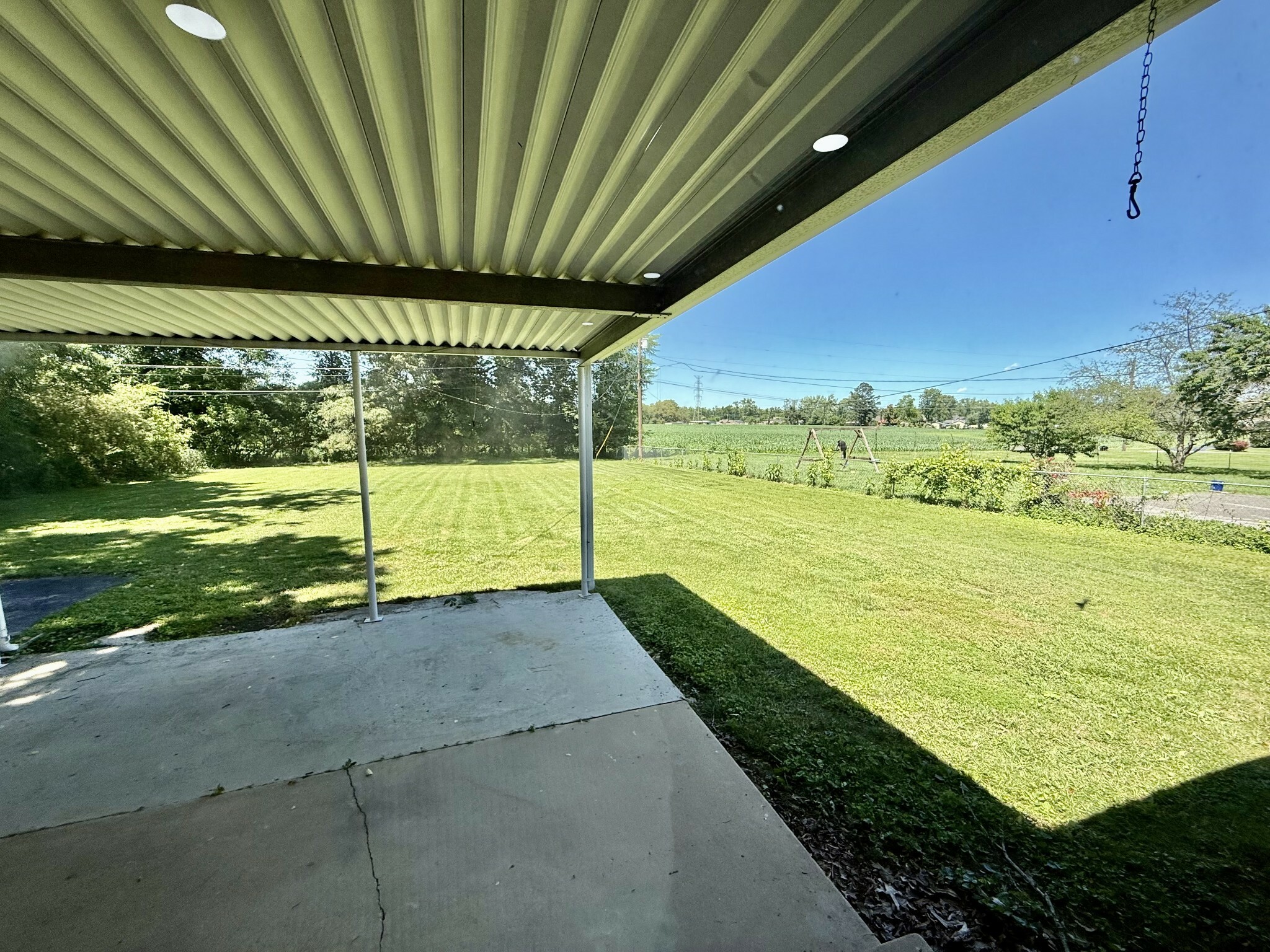 Property Photo: 419 Sherwood Dr TN 37388