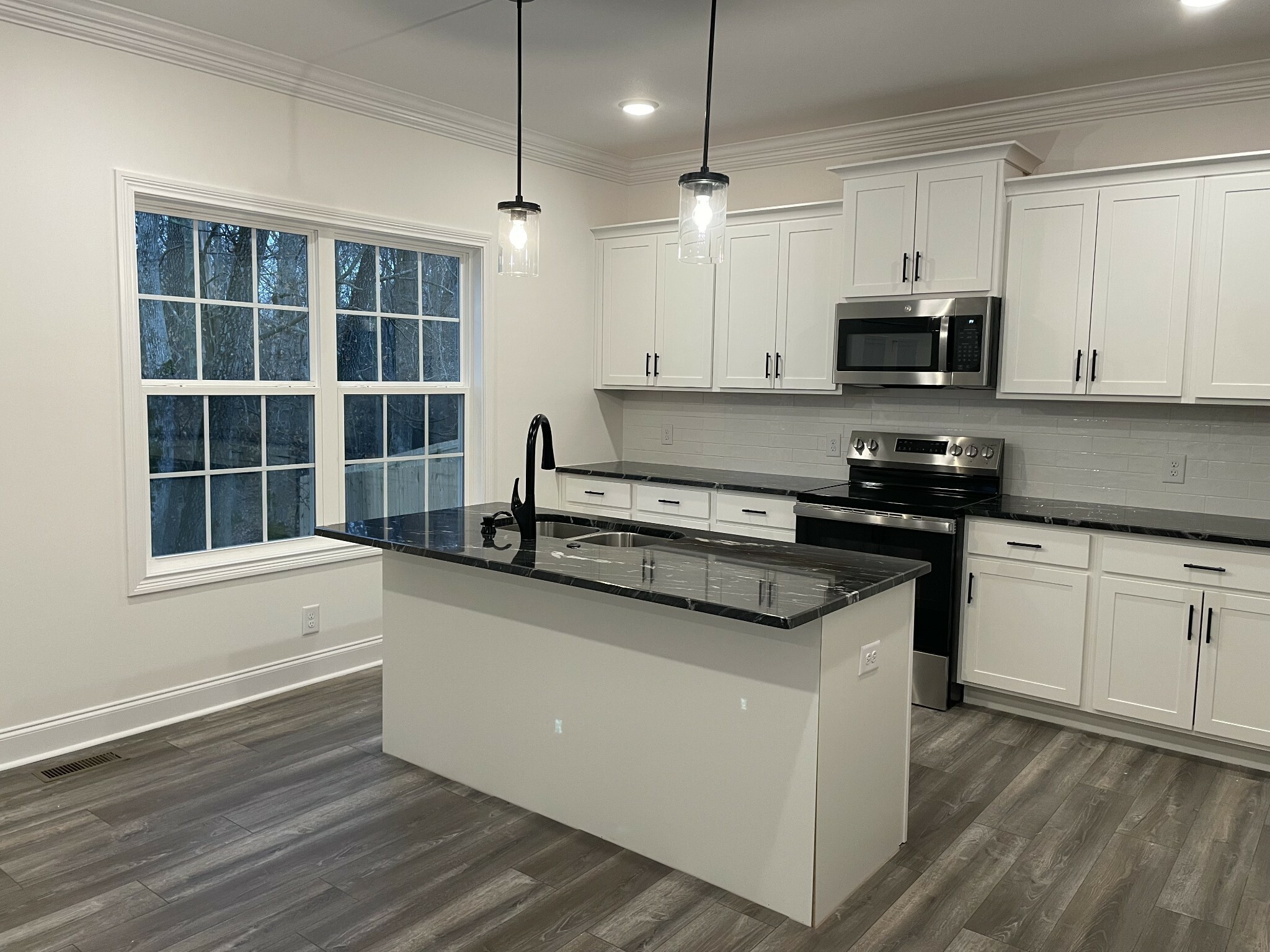 Property Photo:  693 Eva Agnes  TN 37042 