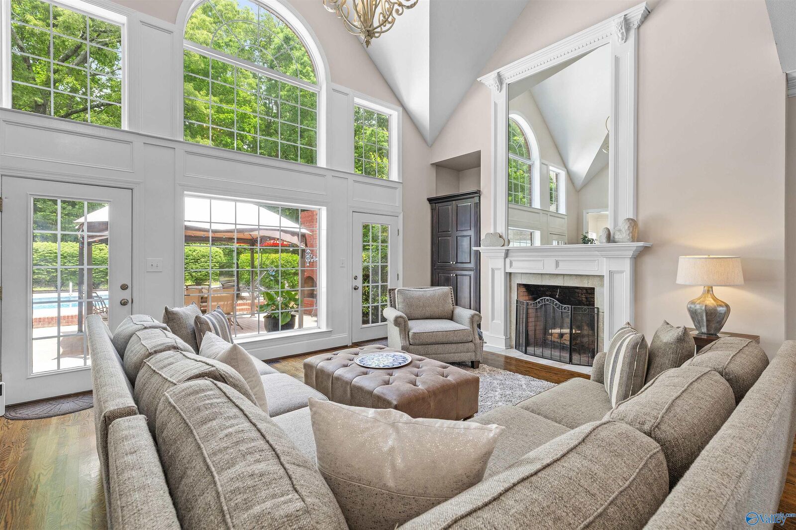 Property Photo: 758 County Road 555 AL 35989
