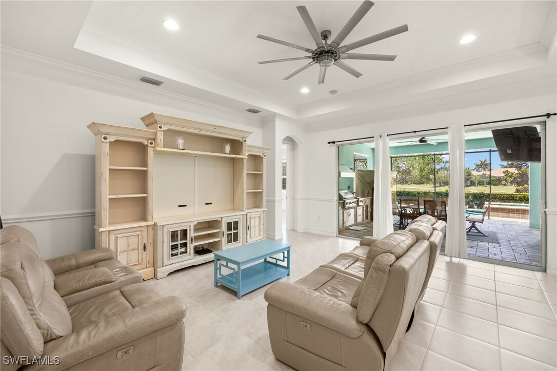 Property Photo: 14821 Windward Lane FL 34114