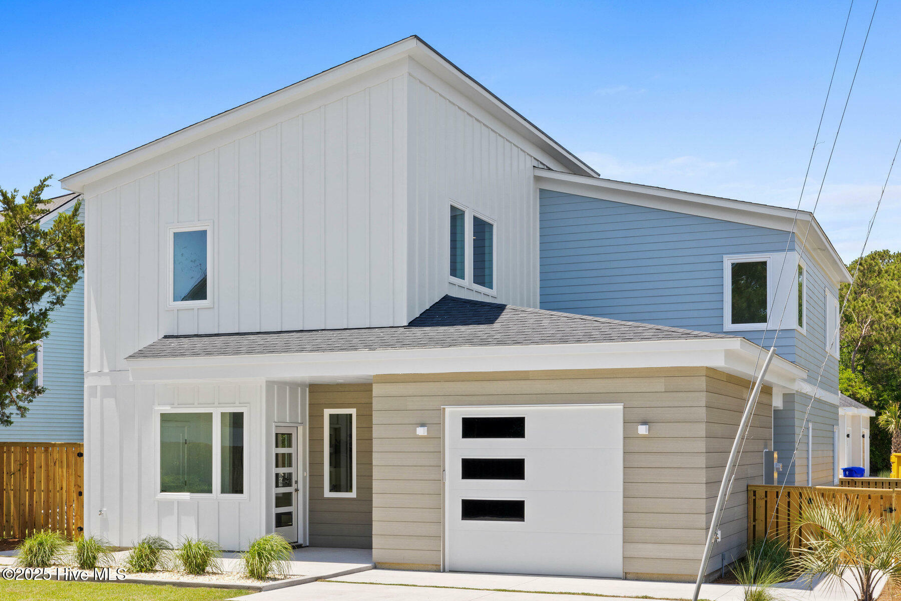 Property Photo: 1100 S Sixth Street NC 28428