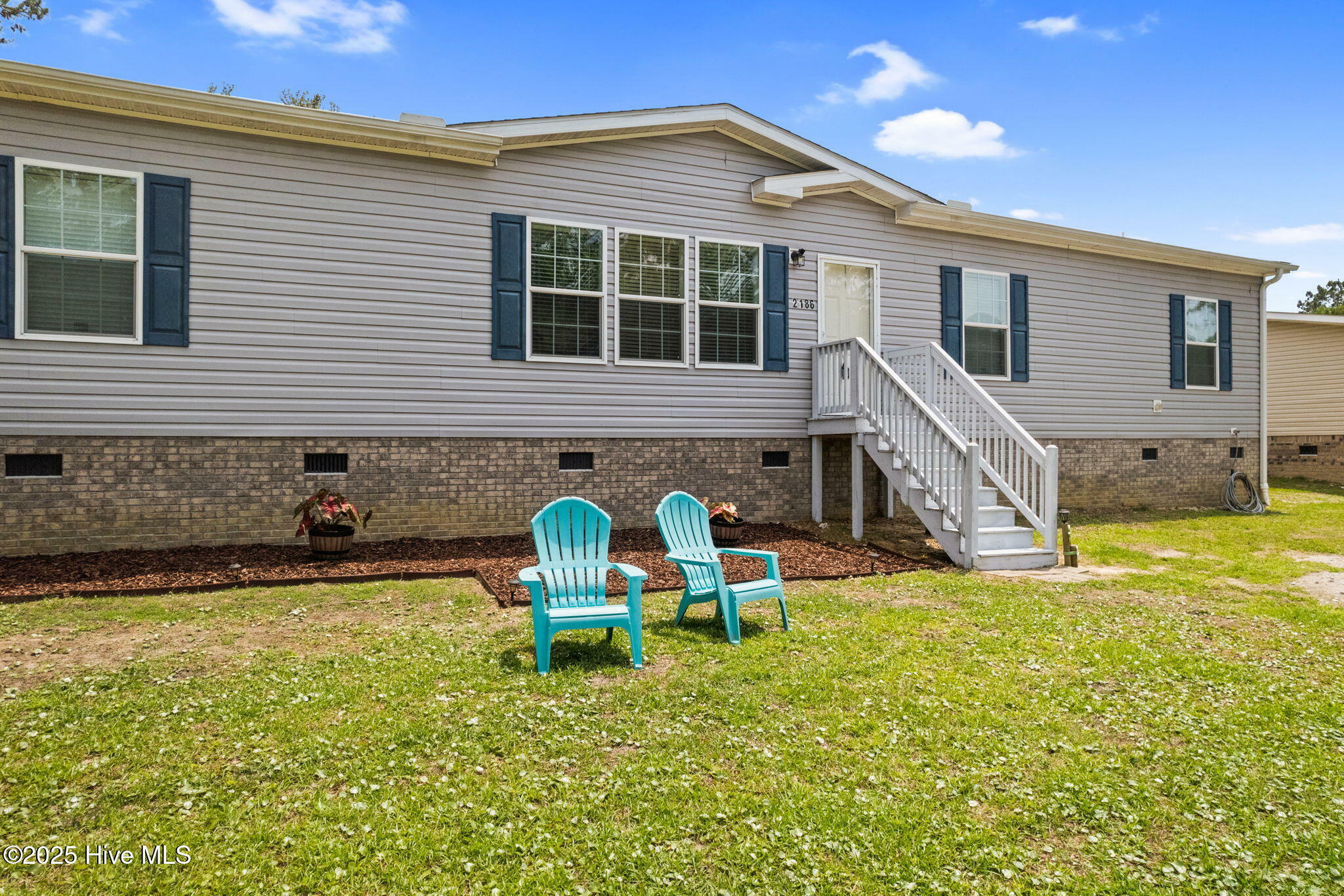 Property Photo: 2186 Lakeside Avenue SW NC 28462